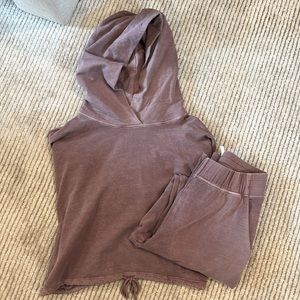Aritzia Babaton set size small